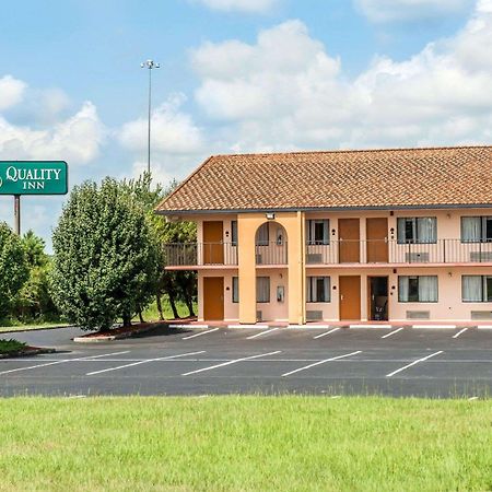 Quality Inn Marianna Exterior photo