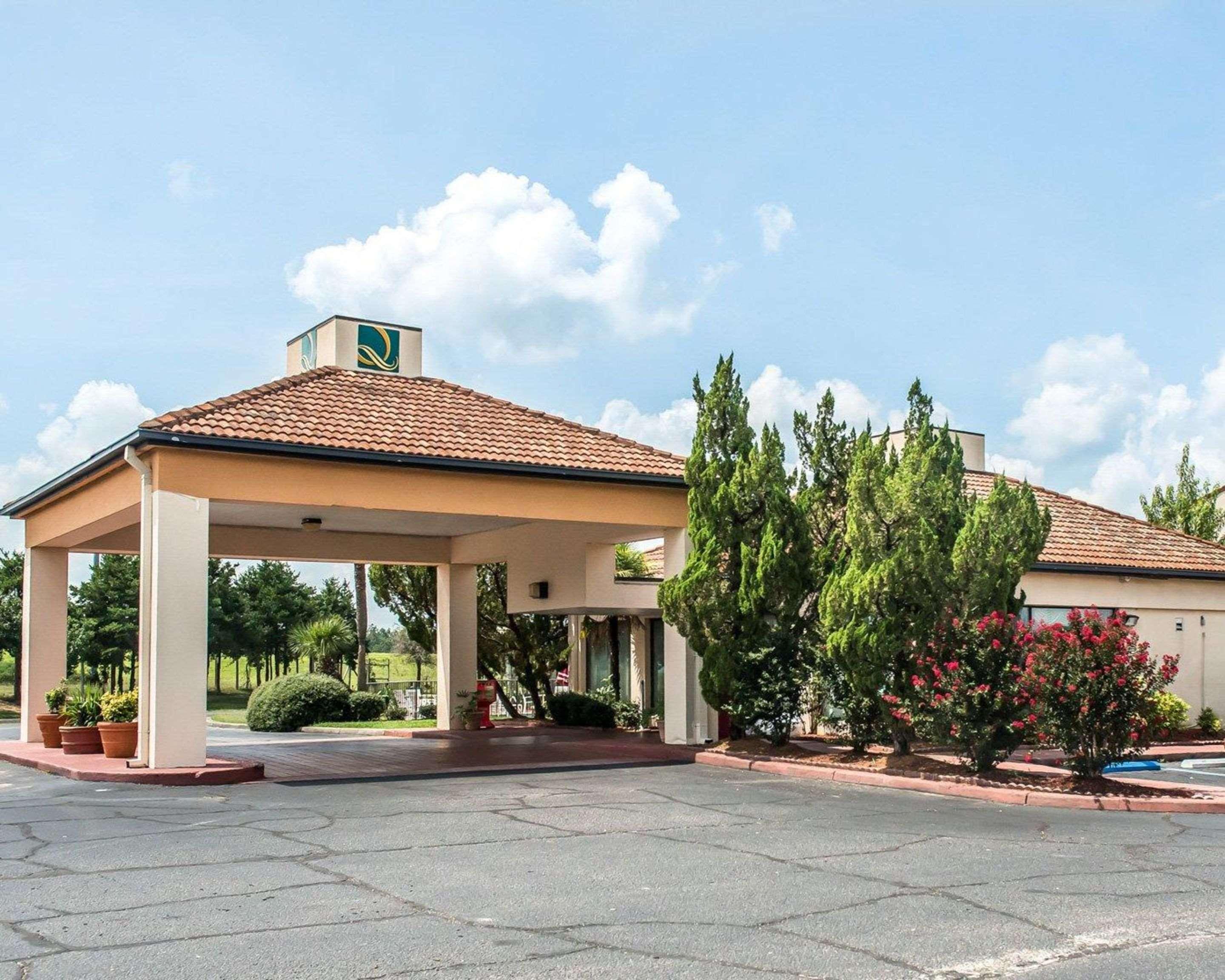Quality Inn Marianna Exterior photo