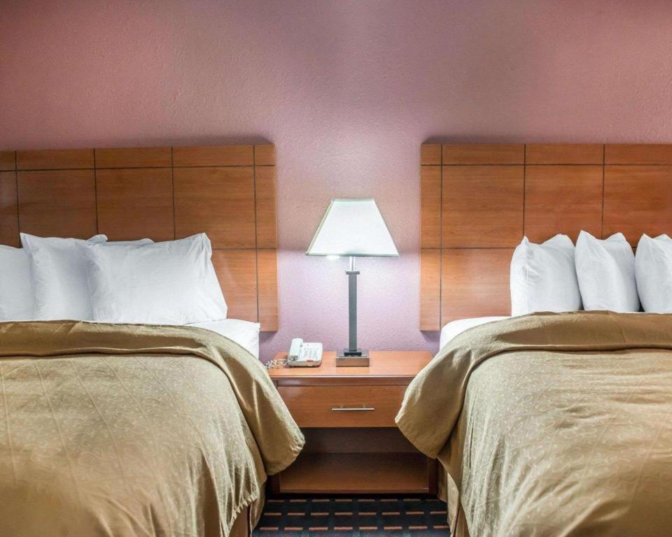 Quality Inn Marianna Exterior photo